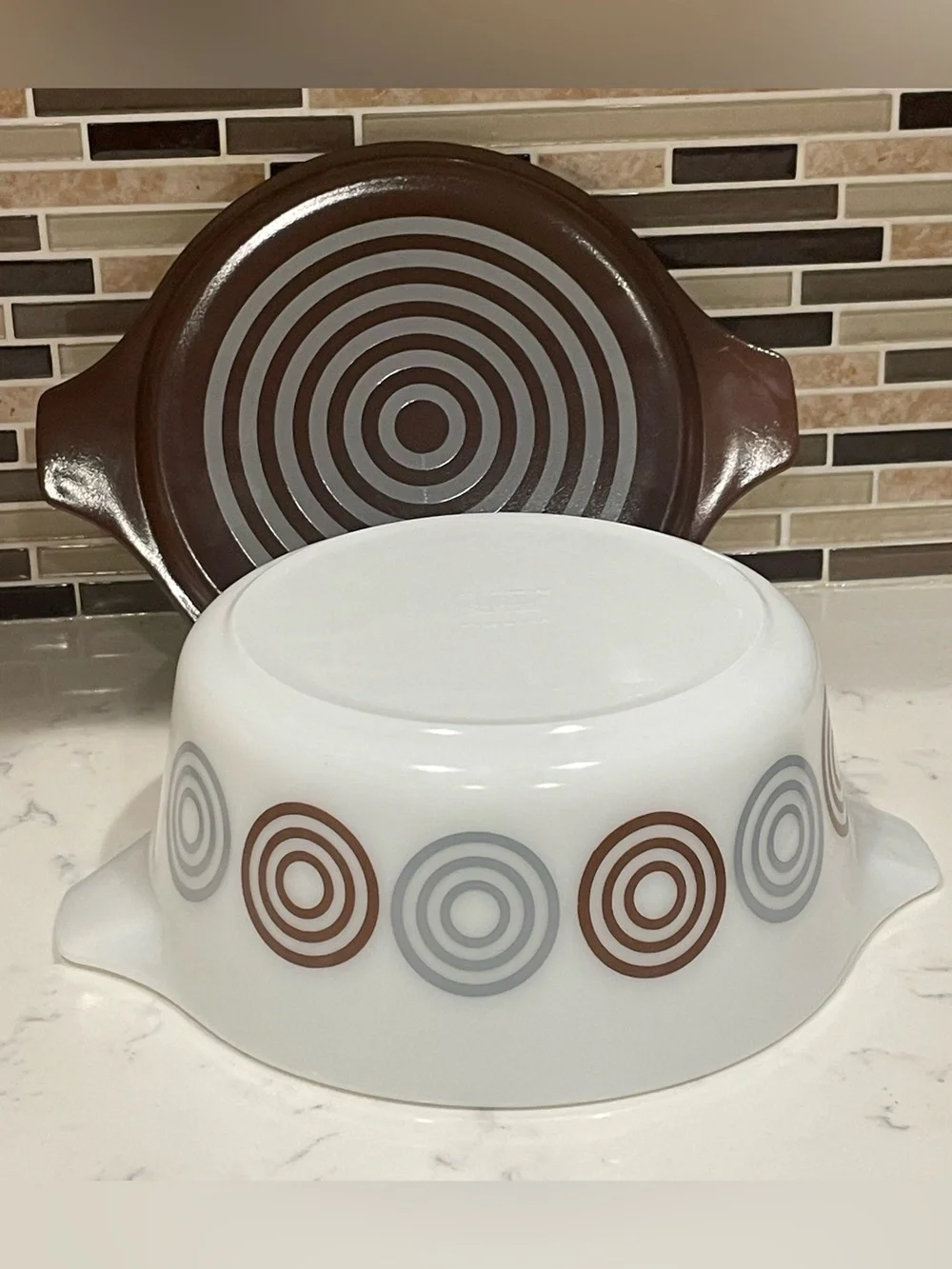 Vintage Salton Cosmopo Pyrex Casserole Dish with Lid Brown Swirl Pattern
